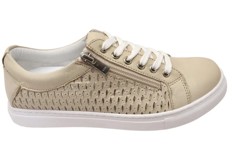 5 AUS or 36 EUR / Beige