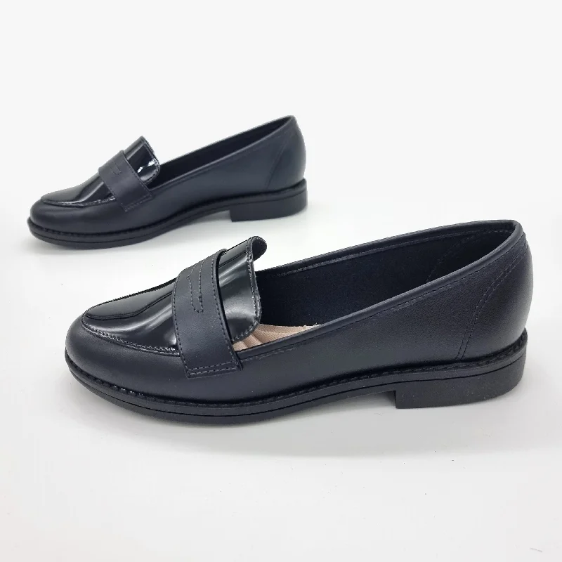 Beira Rio 4170-423 Round Toe Loafer Flat in Black