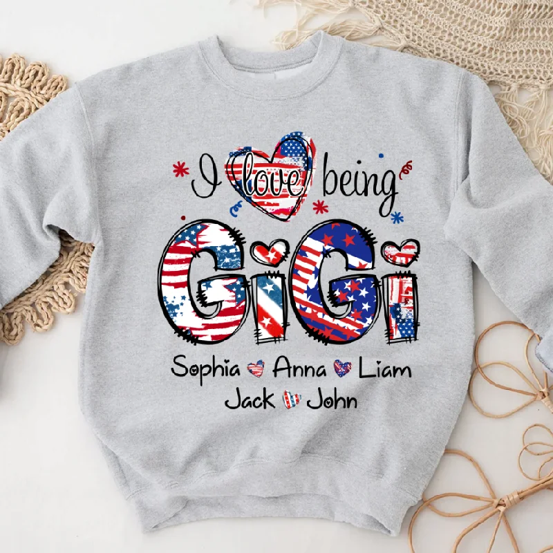 I love being Gigi Custom Name And Grandkids 4th of july Sweatshirt