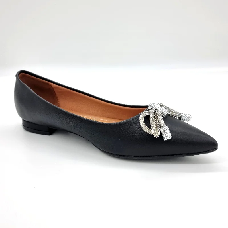 Vizzano 1206-290 Pointy Toe Flat in Black Napa