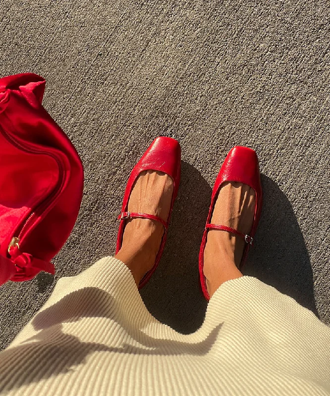 REYES BALLET FLATS RED CRINKLE PATENT