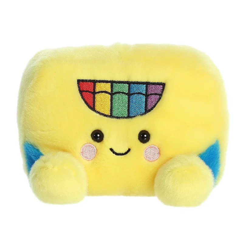 Soft and cuddly stuffed animalsDoodle Crayon Box™