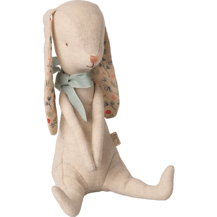 Friendly and approachable plush friendsMaileg | Bunny Albin