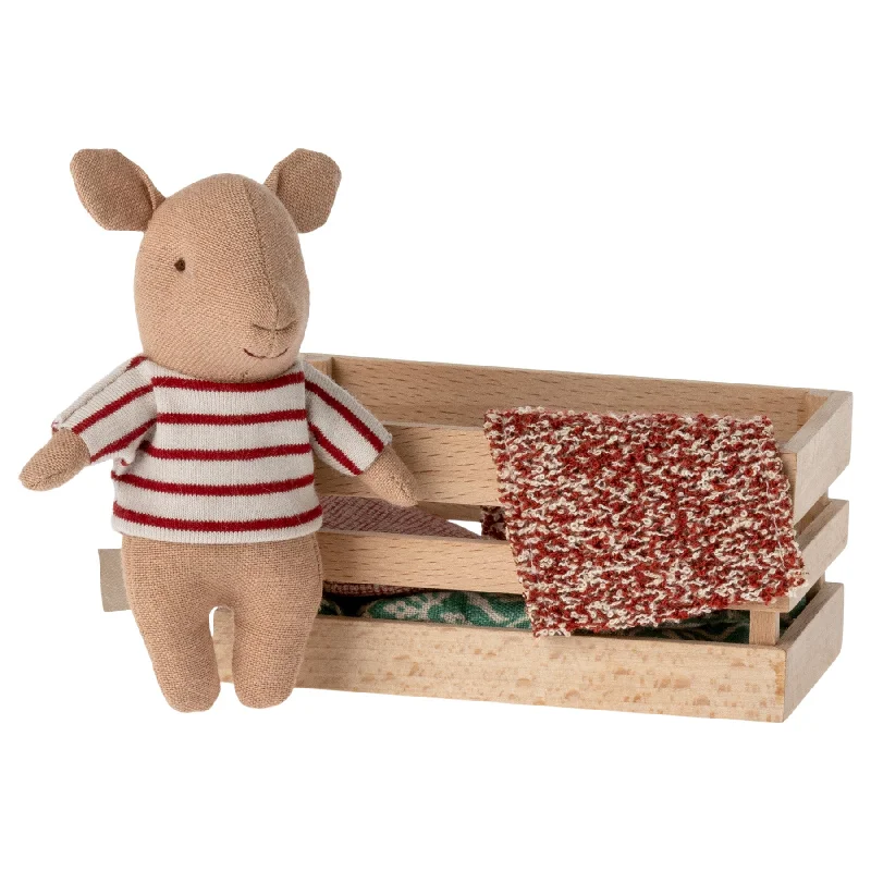 Soft and squishy plush crittersMaileg Pig in a Box, Baby Girl