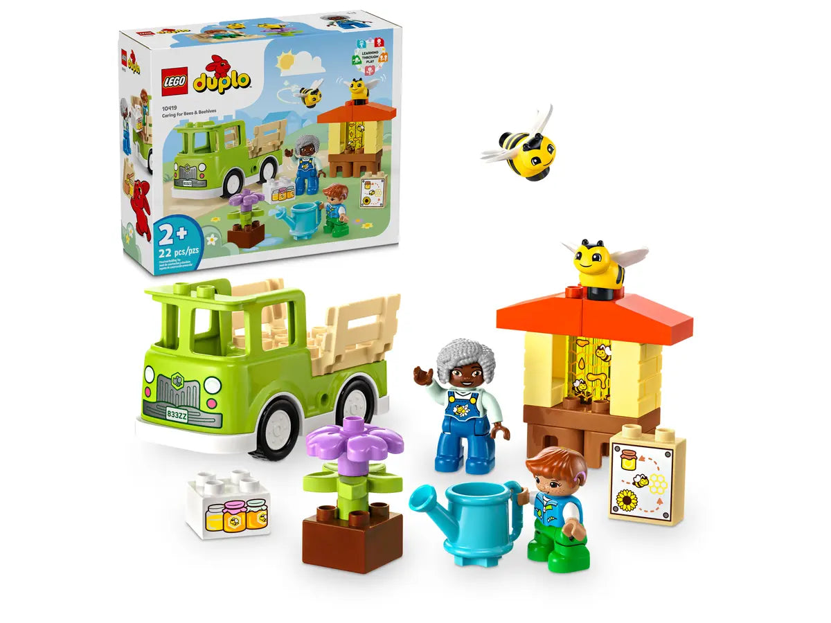 Captivating and enchanting LEGO worlds10419 LEGO DUPLO CARING FOR BEES & BEEHIVES