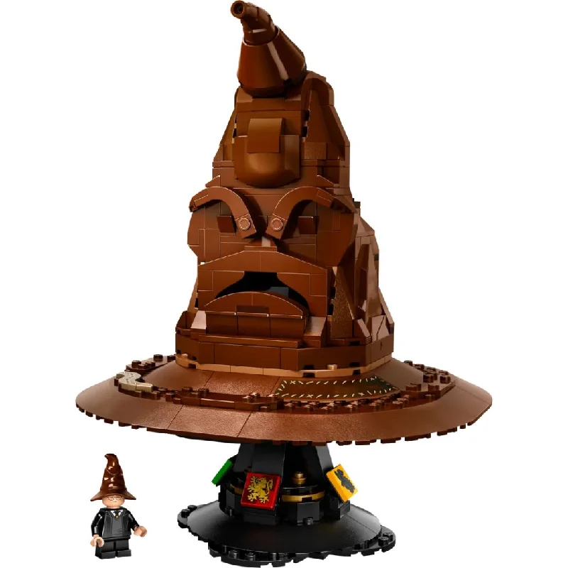 Encouraging imaginative storytelling LEGO76429 TALKING SORTING HAT™ V30
