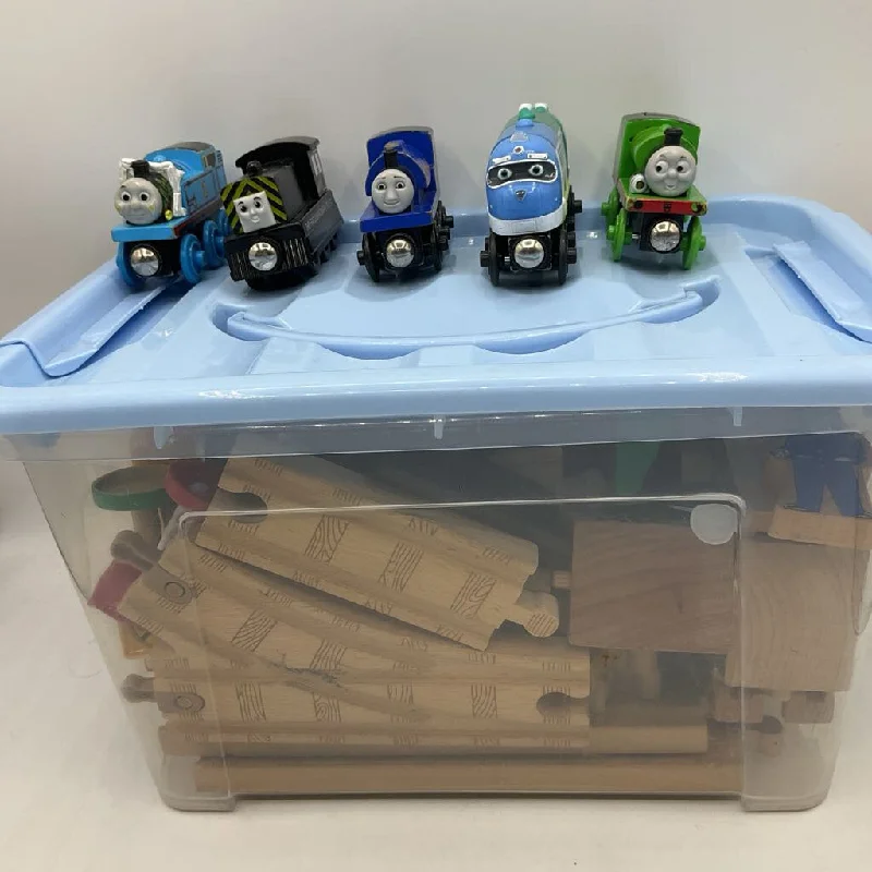educational wooden toys Box Of Assorted Thomas & Friends Wooden Trains & Tracks-Starter Set educational wooden toys Box Of Assorted Thomas & Friends Wooden Trains & Tracks-Starter Set