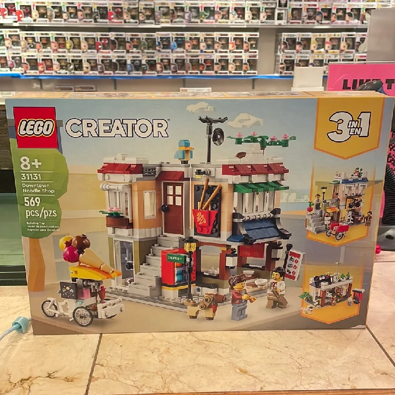 Encouraging imaginative storytelling LEGOBrickhouse LEGO Downtown Noodle Shop 31131 creator set