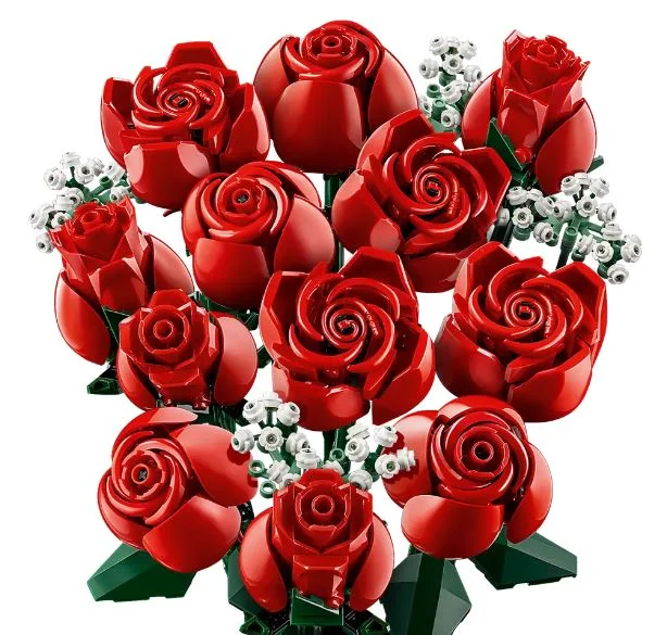 Beautifully crafted LEGO sculpturesLEGO 10328 BOUQUET OF ROSES