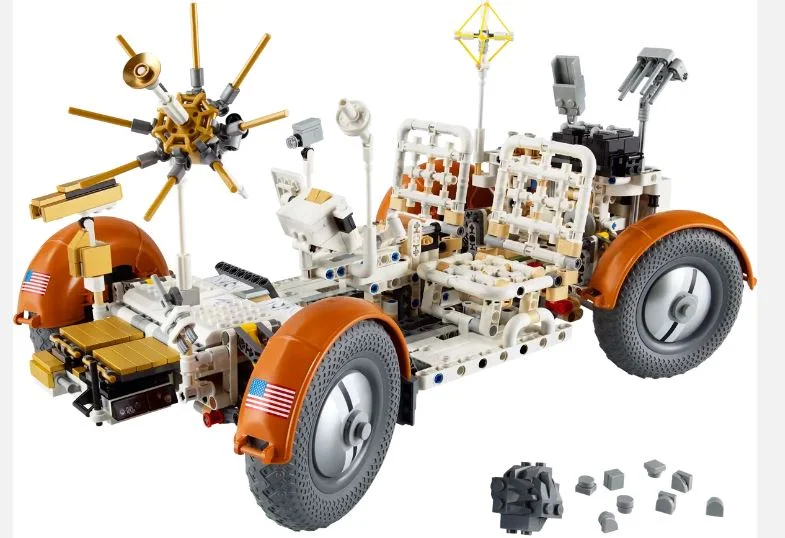 Encouraging teamwork LEGO gamesLEGO 42182 - TECHNIC - NASA APOLLO LUNA ROVING VEHICLE - LRV