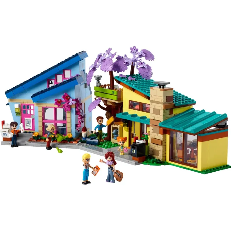 Stimulating and engaging LEGO playLego Friends Olly and Paisley's Family Houses