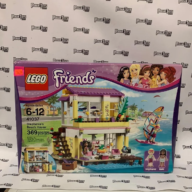 Stimulating and engaging LEGO playLEGO - FRIENDS - STEPHANIE’S BEACH HOUSE