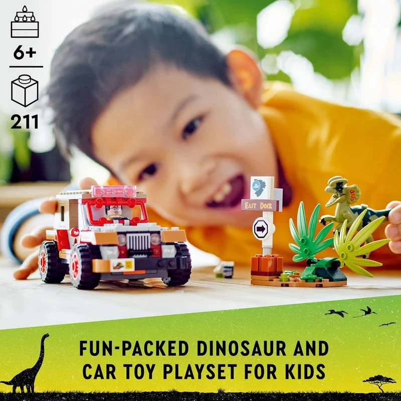 Promoting social skills LEGO playLEGO Jurassic Park Dilophosaurus Ambush 76958 Building Toy Set (211 Pieces)
