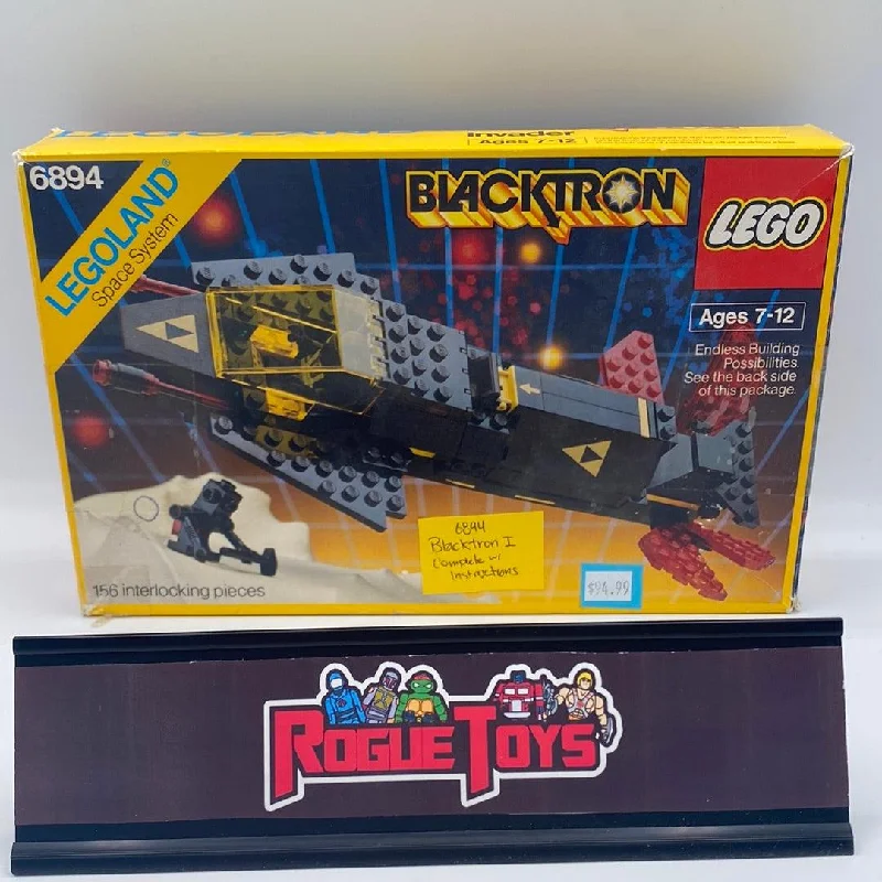 Reflecting popular cultures LEGO themesLego Legoland 6894 Blacktron I (Complete w/ Instructions) Reflecting popular cultures LEGO themesLego Legoland 6894 Blacktron I (Complete w/ Instructions)