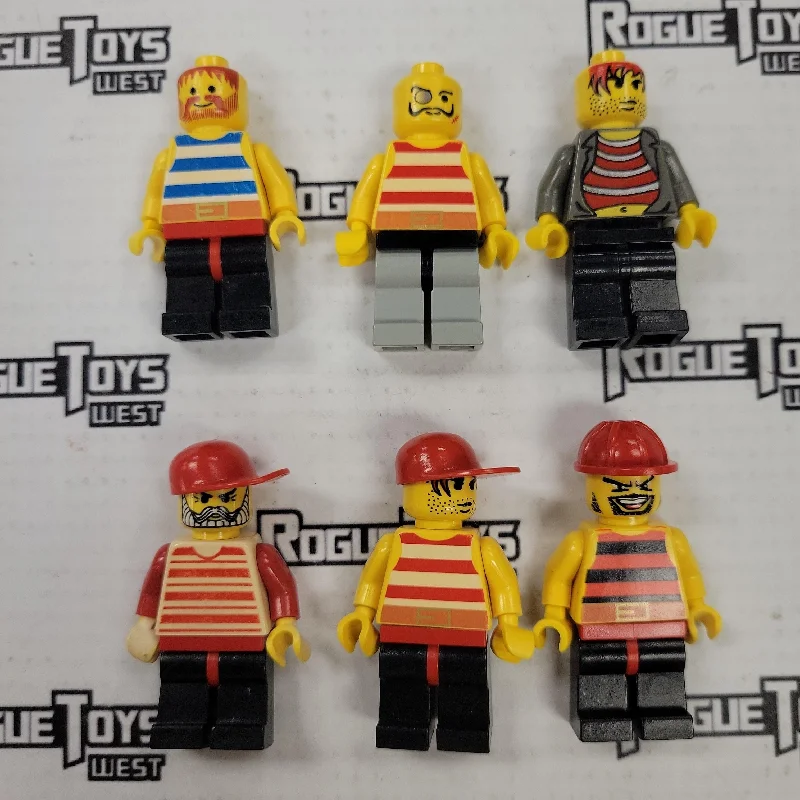 Offering endless possibilities LEGOLEGO Pirates Minifigs Bundle