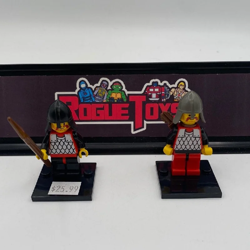 Endlessly replayable LEGO scenariosLego System Castle Black Knights 6086