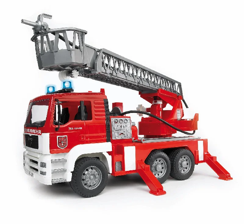 Realistic toy carsbruder MAN TGA Feuerwehrfahrzeug mit Drehleiter