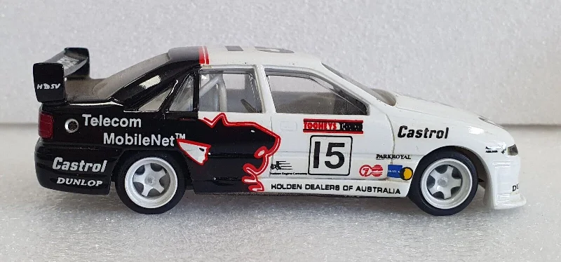 Durable toys1/43 Dinkum Classics Telecom VP 1992 Bathurst